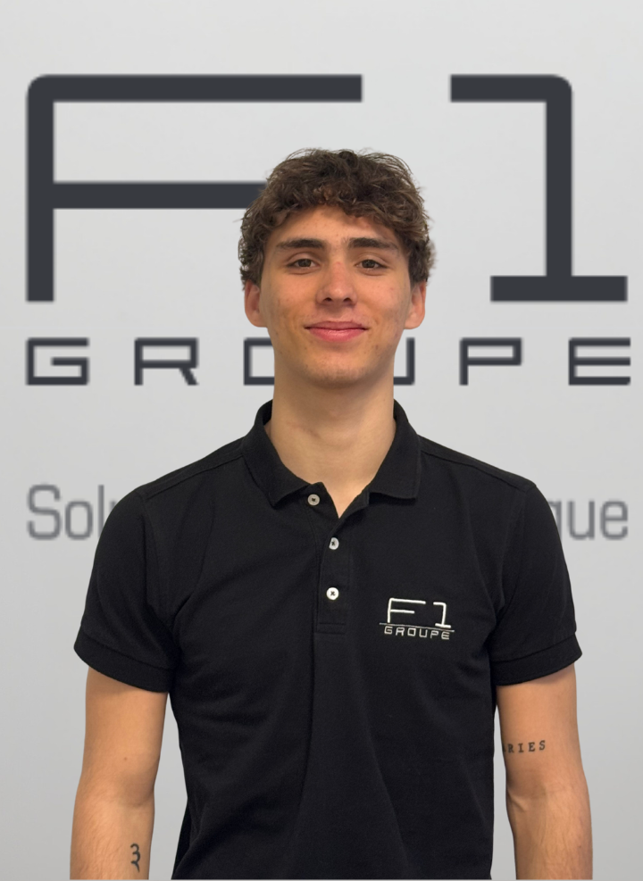 Léo BORRELLY F1 GROUPE Commerce Chargé d'affaires